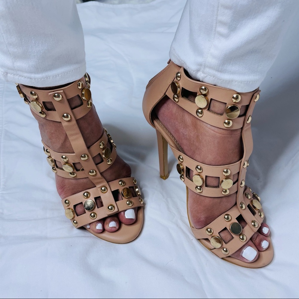 Brand New Venus gold studded tan heels